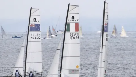 拜仁再创辉煌！客场全年不败奇迹，有望三度荣耀德甲征途！